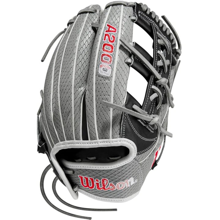 2023 Wilson A2000 FP75 Superskin 11.75″ Fastpitch Softball Glove