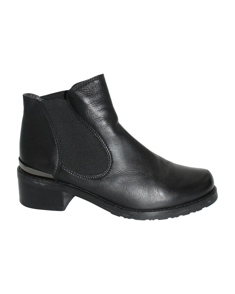 Stuart Weitzman Ankle Boots in Black Leather 7748743626812