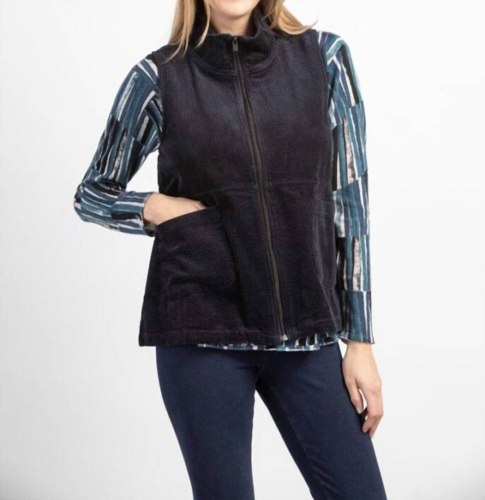 Tumbl Cord Swing Vest In Black