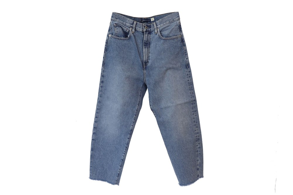 Levi’s Barrel Cropped Jeans in Blue Cotton Denim 7766498115644