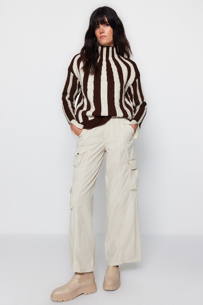 Trendyol Women’s Regular Sweater