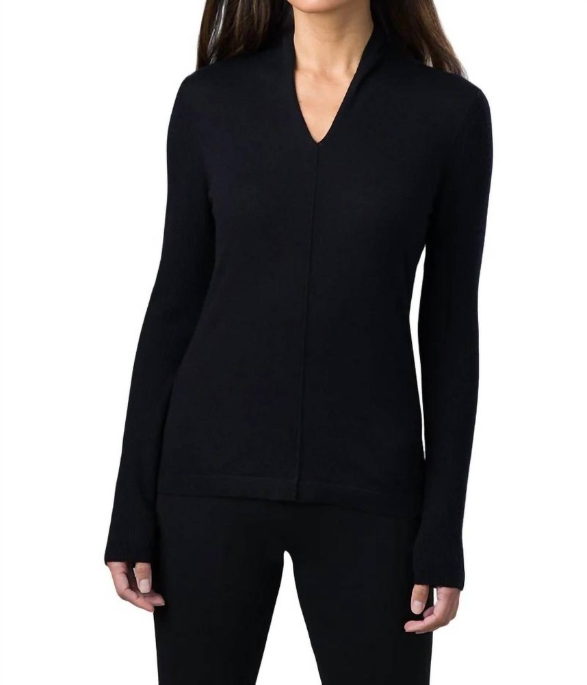 Worsted Gathered V Neck Sweater In Black 7766649339964